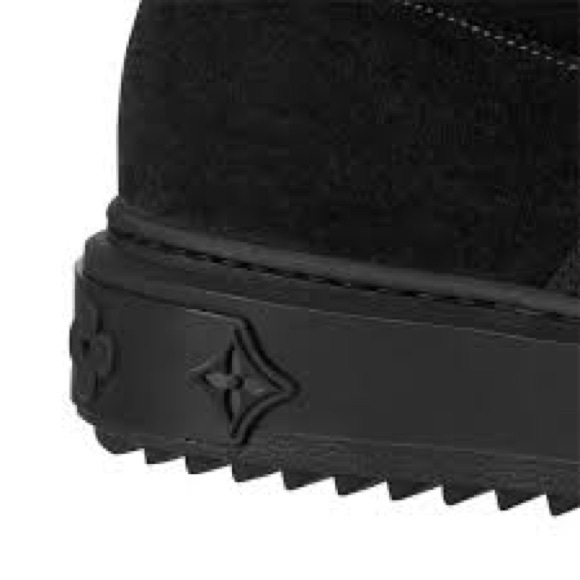 Louis Vuitton Black Snowdrop Flat Ankle Boots - Picture 4 of 14
